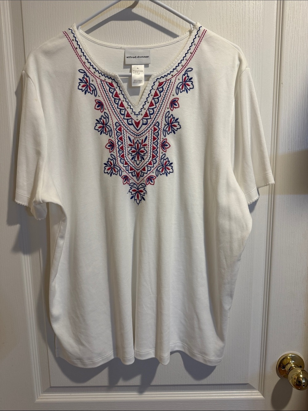 Alfred Dunner White Knit Top with Blue & Red Embroidery